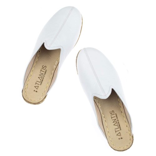 white color slippers for women and men 0f6d2b50 dc8d 42ee a314 a57edd3f1e38